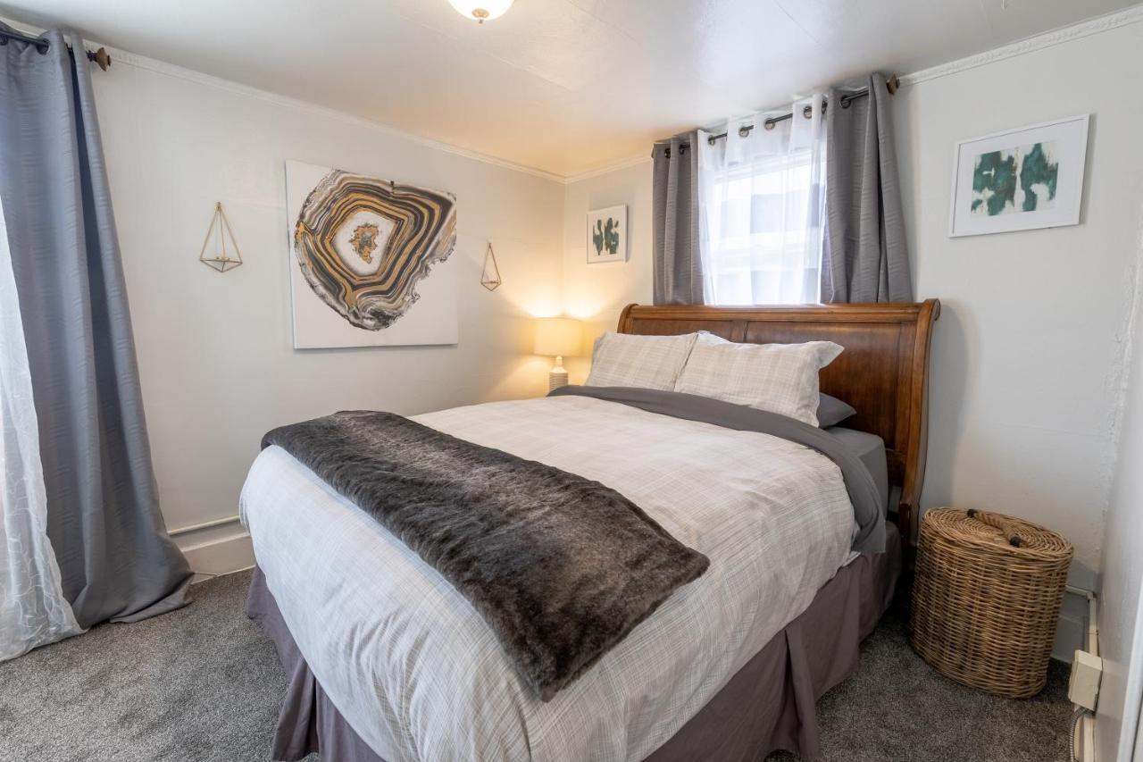 Downtown 1 Bedroom Charmer - Walk, Bike, Enjoy!! Rapid City Luaran gambar
