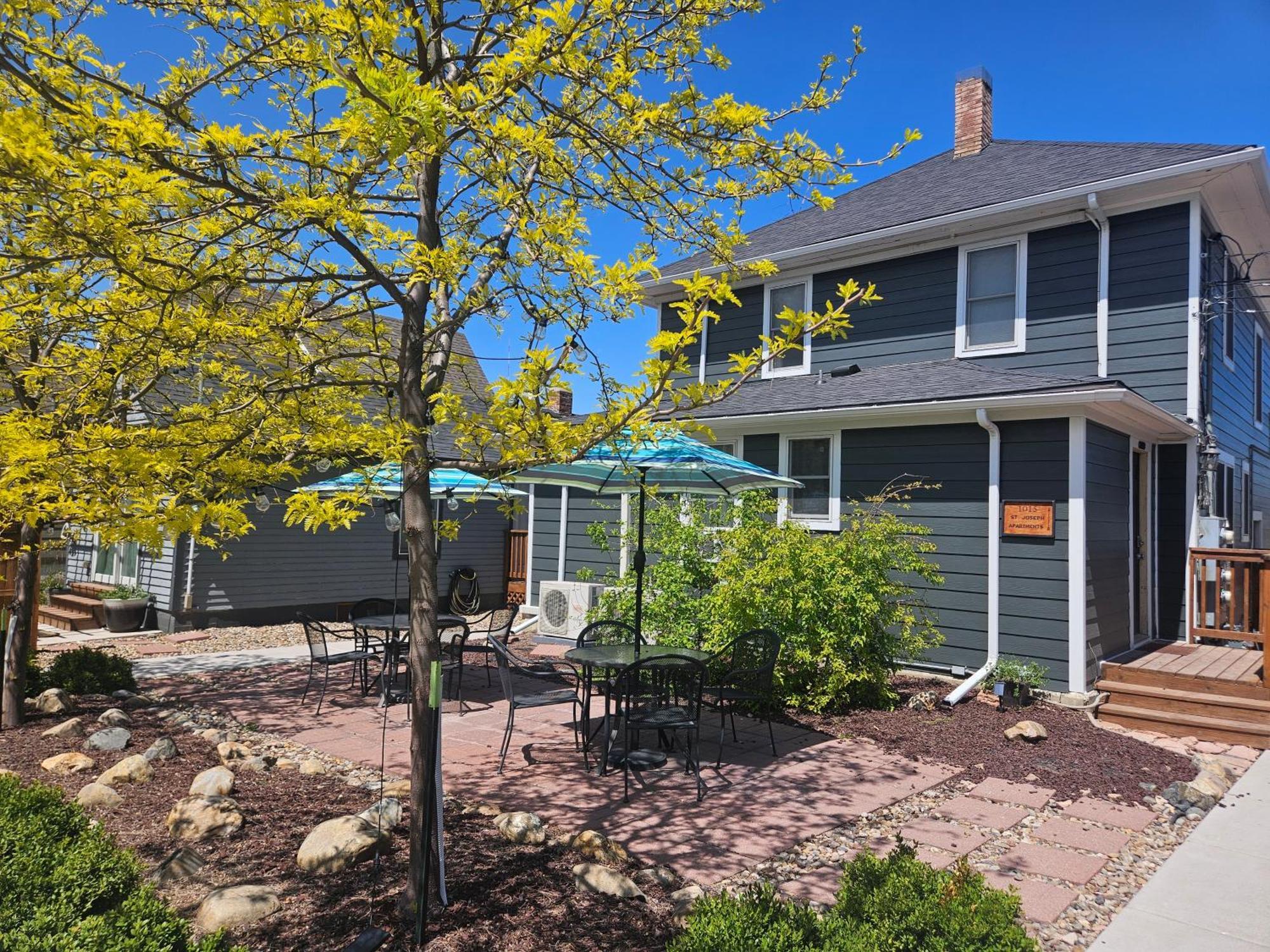 Downtown 1 Bedroom Charmer - Walk, Bike, Enjoy!! Rapid City Luaran gambar